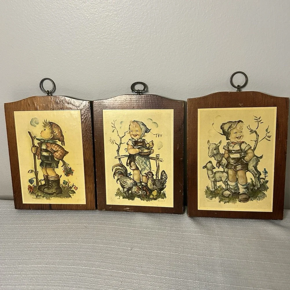 (3) Vintage Hummel Childlike Wall‎ Art Plaques On Wood Pre Owned 5.5x7